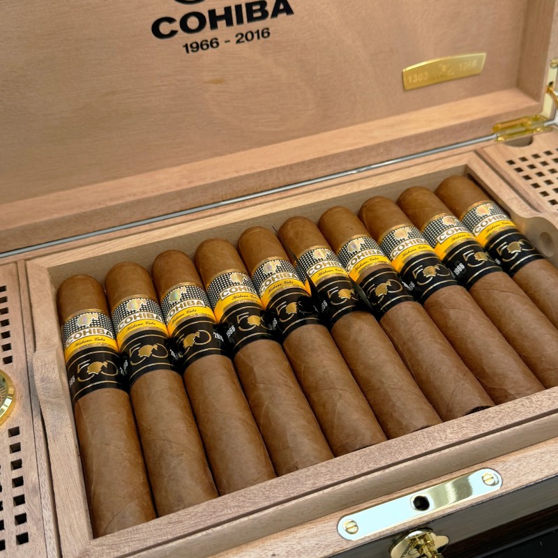 Sigaro Cubano Cohiba Majestuoso 1966